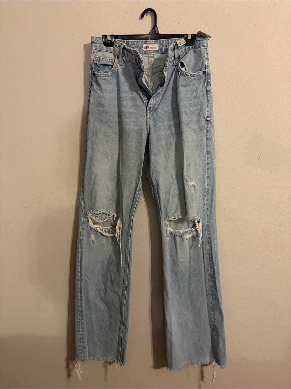 Zara Light Blue Straight-Leg Distressed Jeans